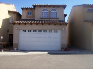 Florencio Hernandez Avisos dse propiedades en Mexico en Tijuana |  Venta casa en tijuana fracc medina mediterranea, One realty tel (664) 625-6635 664 198-9016