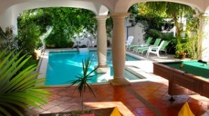 Geni Neto Avisos dse propiedades en Mexico en Playa del Carmen |  Departamento Blanco Paraiso , Departamento 1,2 recamaras anmueblados para vacaciones o tiempo largo.
