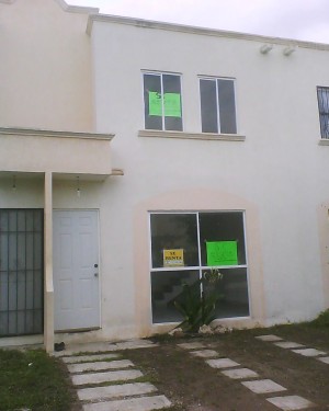 Prof. Manuel Rosendo Esquivel Puc Avisos dse propiedades en Mexico en Playa del Carmen |  Rento Casa 3 cuartos 1 ba&ntilde;o $4500, no amueblada