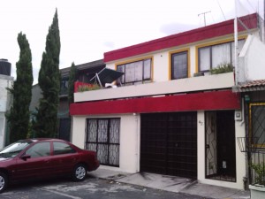 jorge alberto perez rodriguez Avisos dse propiedades en Mexico en Tlalnepantla de Baz |  VENDO CASA UNA CUADRA DE PERIF&eacute;RICO, EXCELENTE UBICACI&oacute;N EN VIVEROS DEL VALLE
