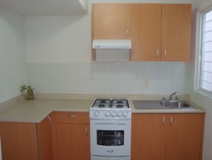 Sayra de la Torre Avisos dse propiedades en Mexico en Playa del Carmen |  Casa 2.5 rec. 2.5 ba&ntilde;os Playa del Carmen, s&oacute;lo 4,600 pesos!, Acceso a &aacute;reas verdes y canchas
