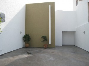 Luis Coronado Avisos dse propiedades en Mexico en Le&oacute;n |  CASA en Privada con areas verdes - Leon, Gto - Tel.1435672, Excelente