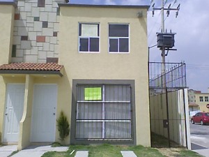 Javier Avisos dse propiedades en Mexico en Toluca |  SE RENTA COMODA CASA EN TOLUCA, ZONA AEROPUERTO