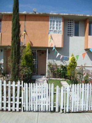 Jose Mejia Avisos dse propiedades en Mexico en Cuautitl&aacute;n |  Se vende casa sola en Cuautitlan,  2 plantas, 2 recamaras, jardin y estacionamiento