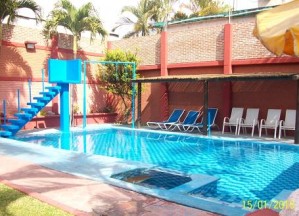 David Rojas Avisos dse propiedades en Mexico en Cuernavaca |  Casa 6 habitaciones 23 personas alberca asador tv c/cable jardin, Vacaciones fin de semana juegos infantiles jacussi