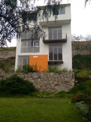 Ang&eacute;lica Gonz&aacute;lez Avisos dse propiedades en Mexico en Atizap&aacute;n de Zaragoza |  Hermosa residencia en fraccionamiento vilaterra 