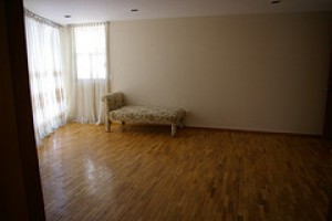  Avisos dse propiedades en Mexico en Huixquilucan |  Interlomas, U Anahuac, cuarto para mujer estudiante, Buscamos roommate! Para cuarto compartido con ba&ntilde;o privado y vestidor
